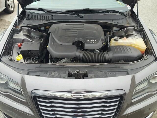 2C3CCAGGXEH311861 - 2014 CHRYSLER 300 S GRAY photo 7