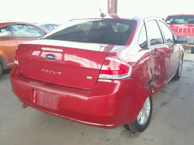 1FAHP3FN9AW232362 - 2010 FORD FOCUS SE RED photo 4