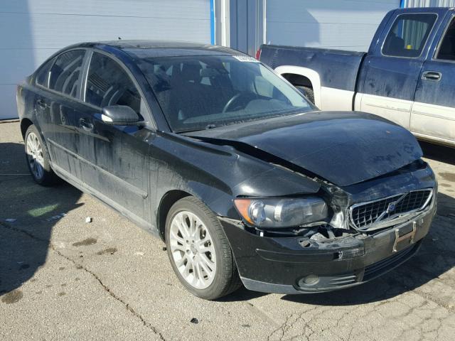 YV1MS682352064379 - 2005 VOLVO S40 T5 BLACK photo 1