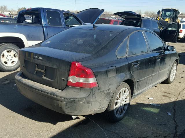 YV1MS682352064379 - 2005 VOLVO S40 T5 BLACK photo 4