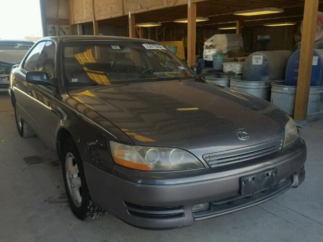 JT8GK13TXS0123889 - 1995 LEXUS ES 300 GRAY photo 1