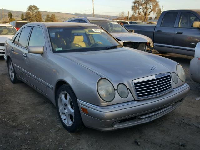 WDBJF70F2WA671073 - 1998 MERCEDES-BENZ E 430 BEIGE photo 1