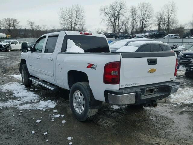 1GC1KYC81BF165019 - 2011 CHEVROLET SILVERADO WHITE photo 3