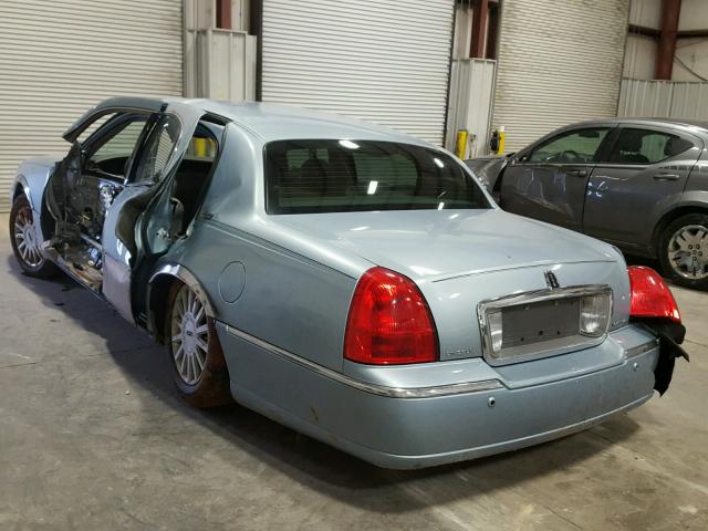 1LNHM82W95Y669556 - 2005 LINCOLN TOWN CAR S BLUE photo 3