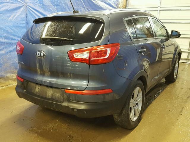 KNDPBCA29D7403353 - 2013 KIA SPORTAGE L BLUE photo 4