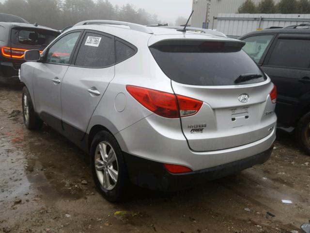 KM8JUCAC2AU042498 - 2010 HYUNDAI TUCSON GLS GRAY photo 3