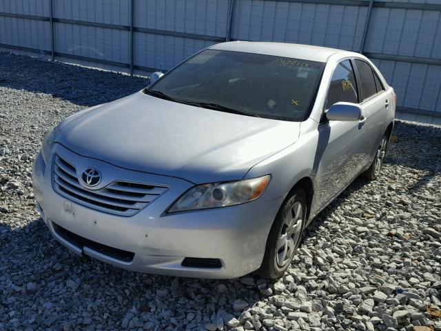 4T4BE46K28R012554 - 2008 TOYOTA CAMRY CE SILVER photo 2