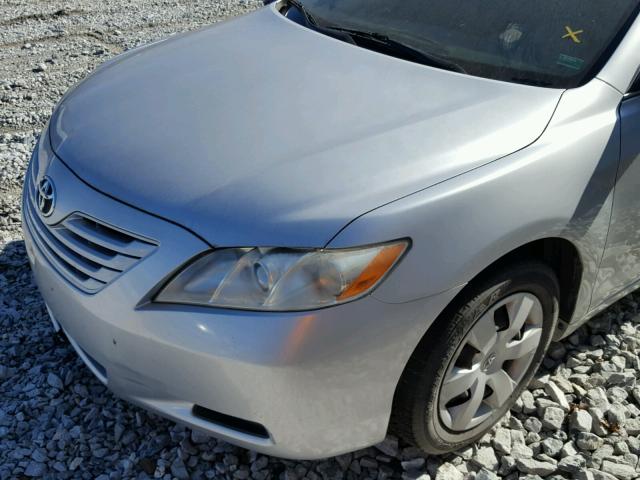 4T4BE46K28R012554 - 2008 TOYOTA CAMRY CE SILVER photo 9