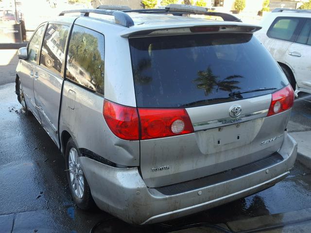 5TDYK4CC3AS308403 - 2010 TOYOTA SIENNA XLE SILVER photo 3