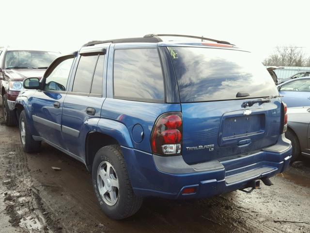 1GNDT13S252149377 - 2005 CHEVROLET TRAILBLAZE BLUE photo 3