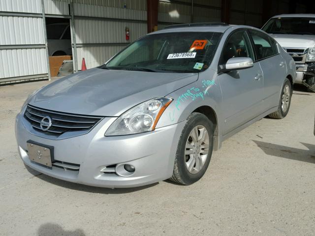 1N4AL2AP2AN531696 - 2010 NISSAN ALTIMA BAS SILVER photo 2