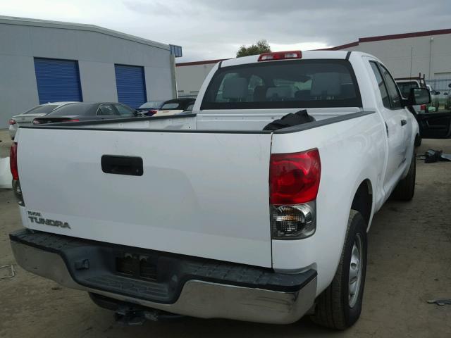 5TFRU54129X018578 - 2009 TOYOTA TUNDRA DOU WHITE photo 4