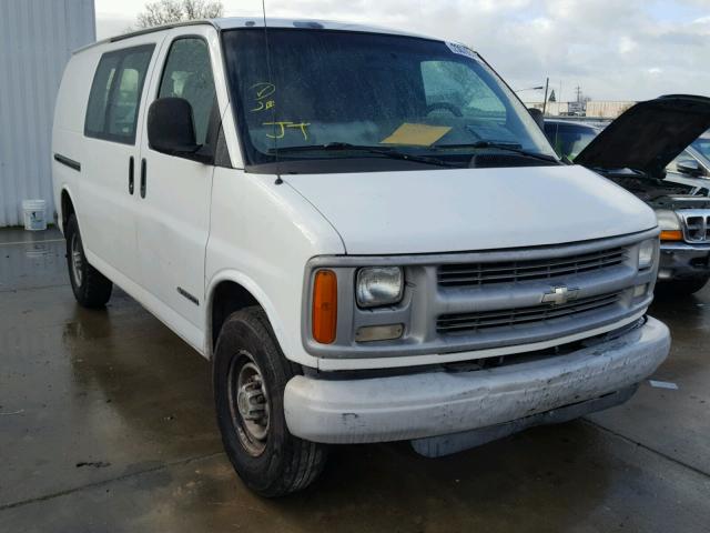 1GCGG25R2Y1252125 - 2000 CHEVROLET EXPRESS G2 WHITE photo 1