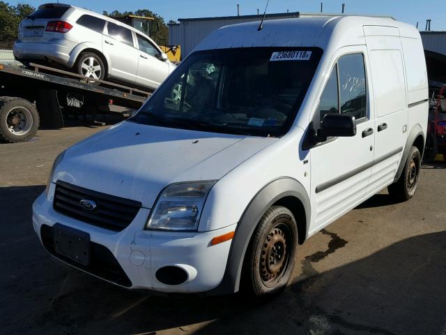 NM0LS7BN4AT012805 - 2010 FORD TRANSIT CO WHITE photo 2