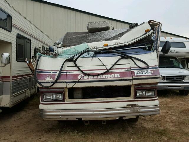 1GBKP37W0J3305079 - 1988 CHEVROLET WINN WHITE photo 2