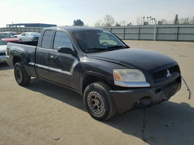 1Z7HC22KX7S124882 - 2007 MITSUBISHI RAIDER LS BLACK photo 1