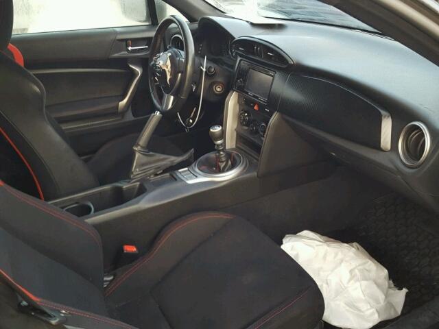 JF1ZNAA14D1701409 - 2013 TOYOTA SCION FR-S შავი ფოტო 5