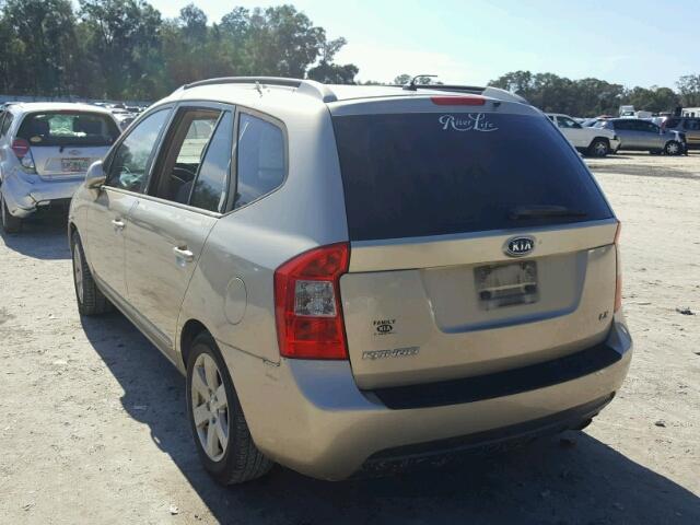 KNAFG525577051441 - 2007 KIA RONDO BASE GOLD photo 3