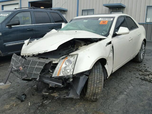 1G6DG5EYXB0112433 - 2011 CADILLAC CTS LUXURY WHITE photo 2