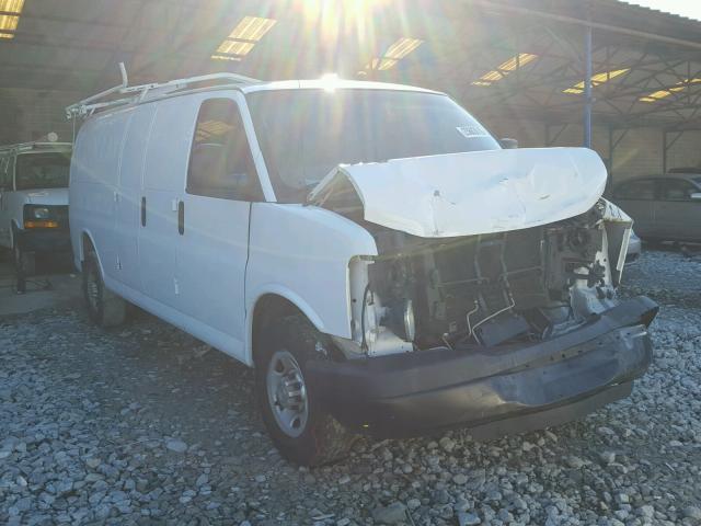 1GCWGGBA5C1140208 - 2012 CHEVROLET EXPRESS G2 WHITE photo 1