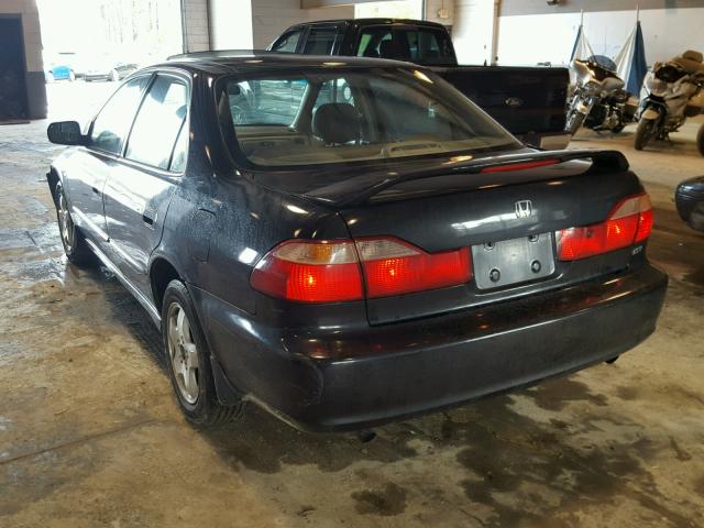 1HGCG1656XA031129 - 1999 HONDA ACCORD EX BLACK photo 3