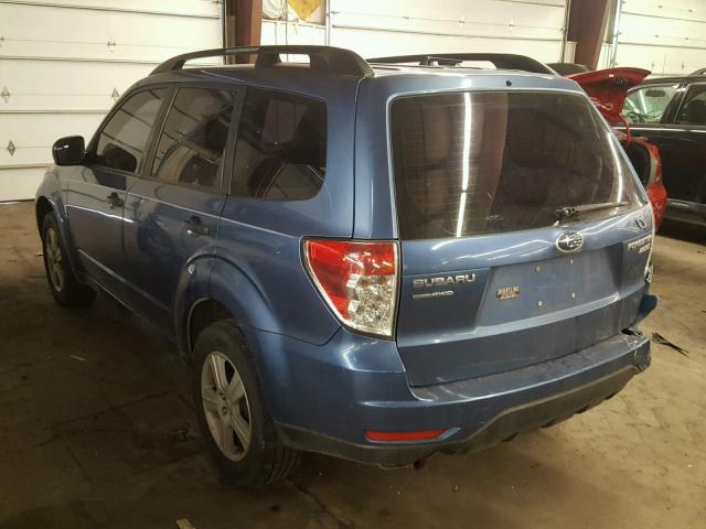 JF2SH6BC6AH797564 - 2010 SUBARU FORESTER X BLUE photo 3