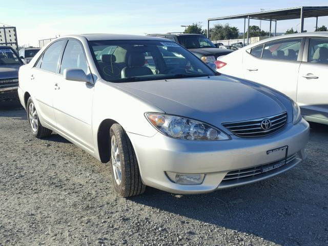 4T1BF30K56U112672 - 2006 TOYOTA CAMRY LE SILVER photo 1