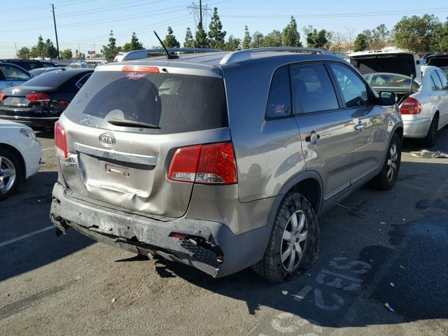 5XYKT4A1XBG091578 - 2011 KIA SORENTO BA CHARCOAL photo 4