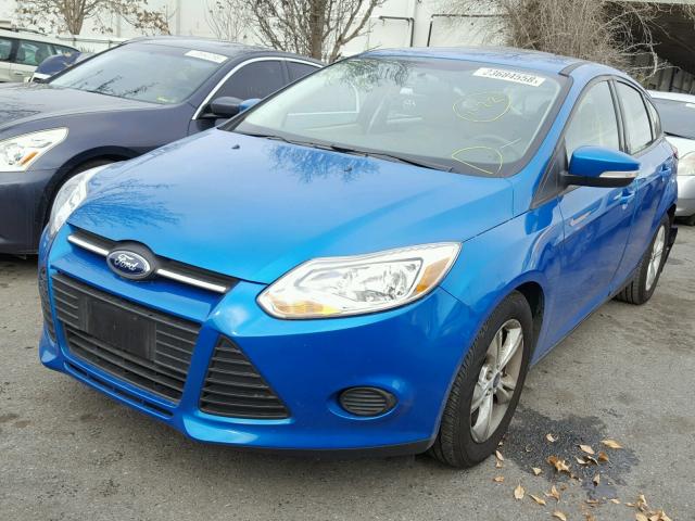 1FADP3K22EL442769 - 2014 FORD FOCUS SE BLUE photo 2