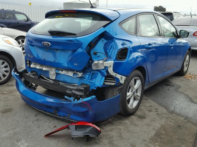 1FADP3K22EL442769 - 2014 FORD FOCUS SE BLUE photo 4