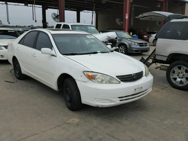 4T1BE32K44U283054 - 2004 TOYOTA CAMRY LE WHITE photo 1