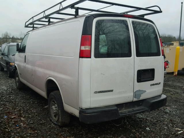 1GCGG25V951184477 - 2005 CHEVROLET EXPRESS G2 WHITE photo 3