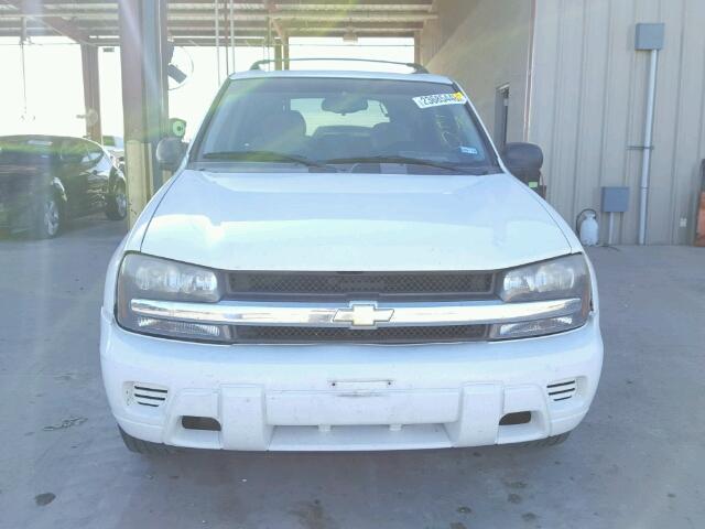 1GNDS13S152187380 - 2005 CHEVROLET TRAILBLAZE WHITE photo 9