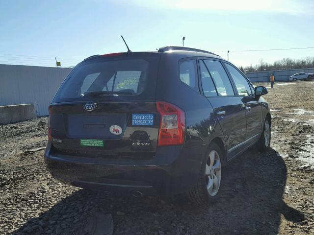 KNAFG526777042345 - 2007 KIA RONDO LX BLACK photo 4