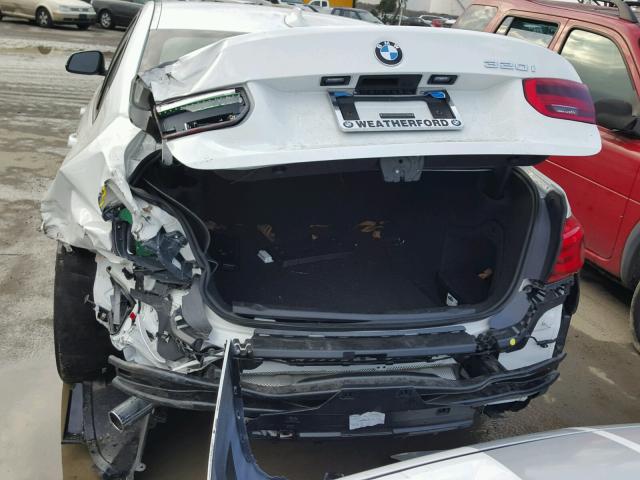 WBA8E1G38HNU17582 - 2017 BMW 320 I WHITE photo 9