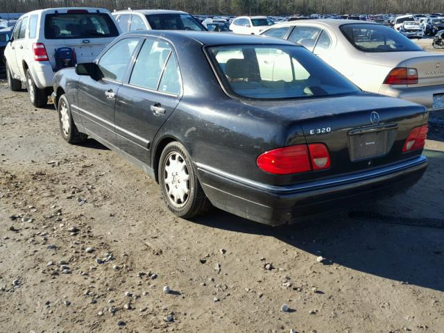 WDBJF65F5WA564277 - 1998 MERCEDES-BENZ E 320 BLACK photo 3