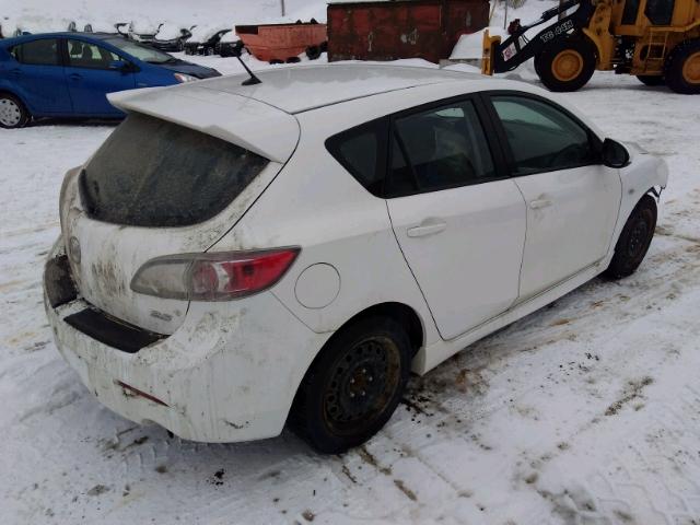 JM1BL1H56A1130236 - 2010 MAZDA 3 S WHITE photo 4