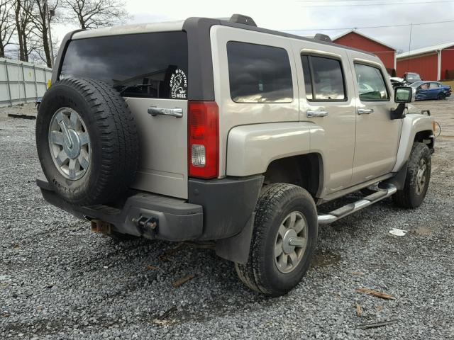 5GTDN136368263479 - 2006 HUMMER H3 TAN photo 4