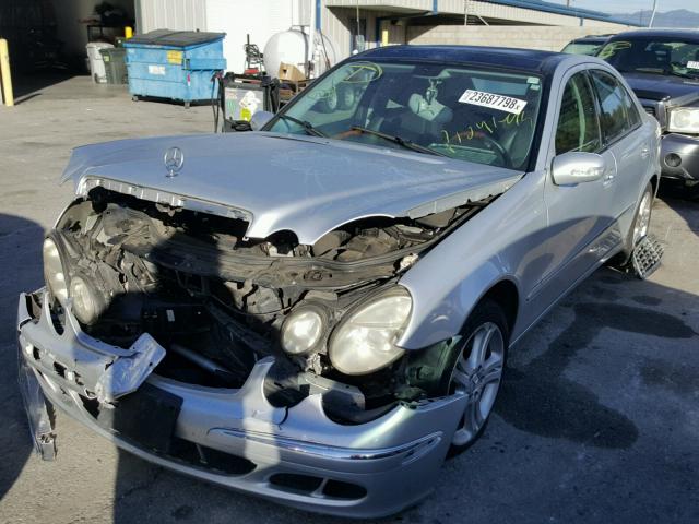 WDBUF56J06A850712 - 2006 MERCEDES-BENZ E 350 SILVER photo 2