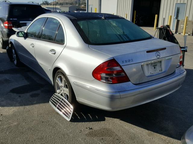 WDBUF56J06A850712 - 2006 MERCEDES-BENZ E 350 SILVER photo 3