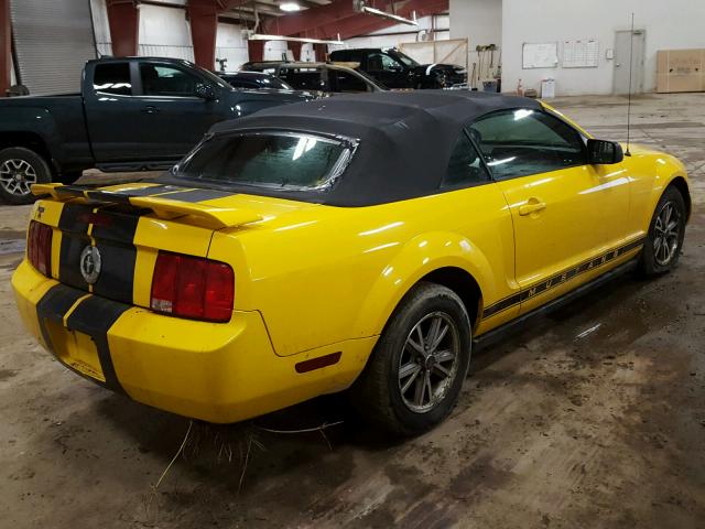 1ZVFT84N455250290 - 2005 FORD MUSTANG YELLOW photo 4