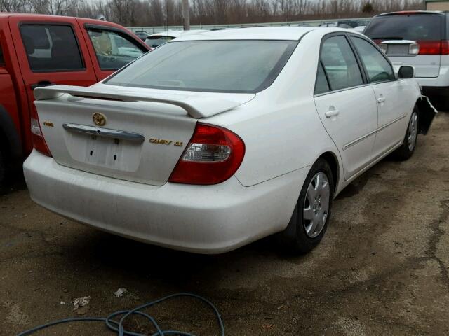 4T1BE32K14U274196 - 2004 TOYOTA CAMRY LE WHITE photo 4
