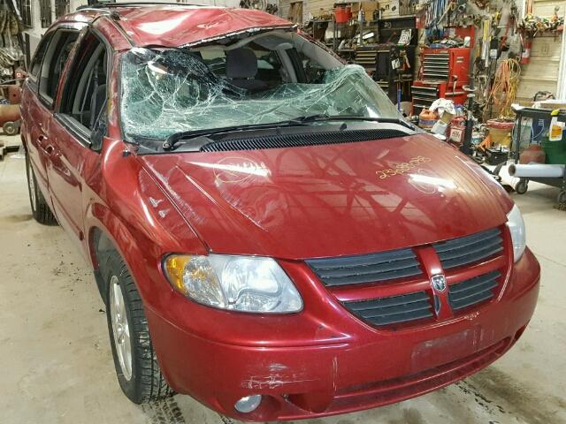 2D4GP44L06R630639 - 2006 DODGE GRAND CARA RED photo 1