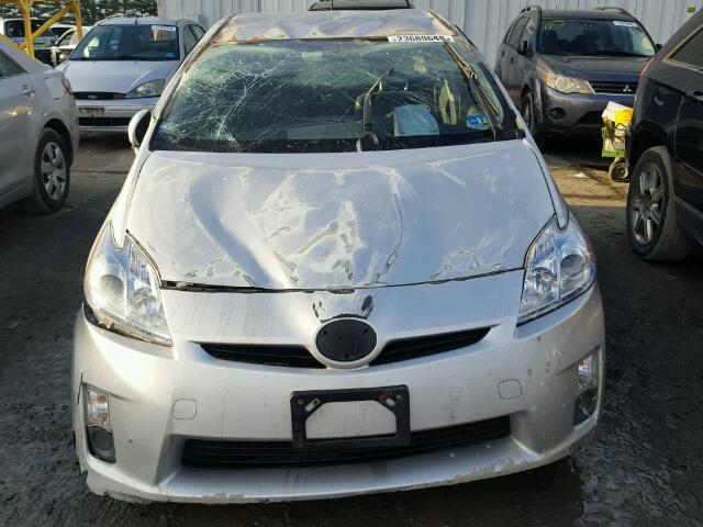 JTDKN3DU0A0181840 - 2010 TOYOTA PRIUS SILVER photo 9