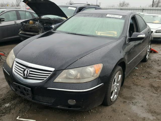 JH4KB16555C007929 - 2005 ACURA RL BLACK photo 2