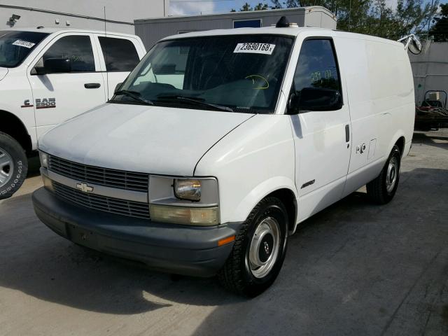 1GCDM19W5WB185453 - 1998 CHEVROLET ASTRO WHITE photo 2