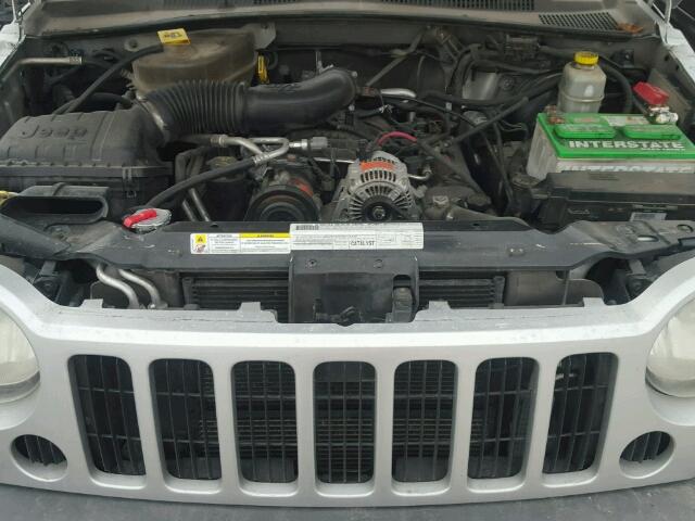 1J4GL48KX7W696614 - 2007 JEEP LIBERTY SP SILVER photo 7