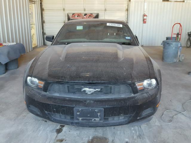 1ZVBP8AM9C5254105 - 2012 FORD MUSTANG BLACK photo 9