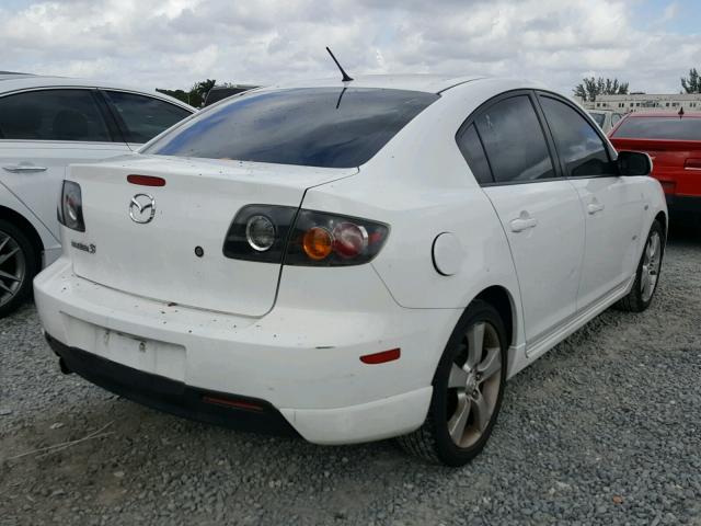 JM1BK123X51305622 - 2005 MAZDA 3 S WHITE photo 4