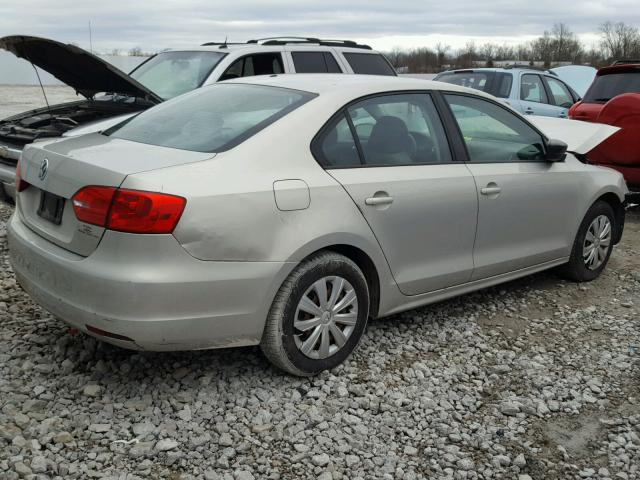 3VW2K7AJ5CM311070 - 2012 VOLKSWAGEN JETTA BASE SILVER photo 4